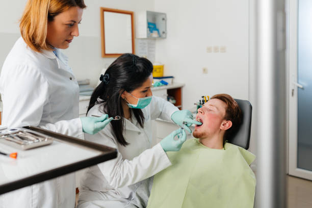 Best Emergency Denture Repair in Woodmont, CT
